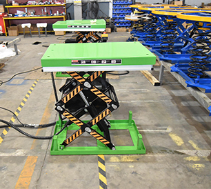 SCISSOR LIFT TABLE