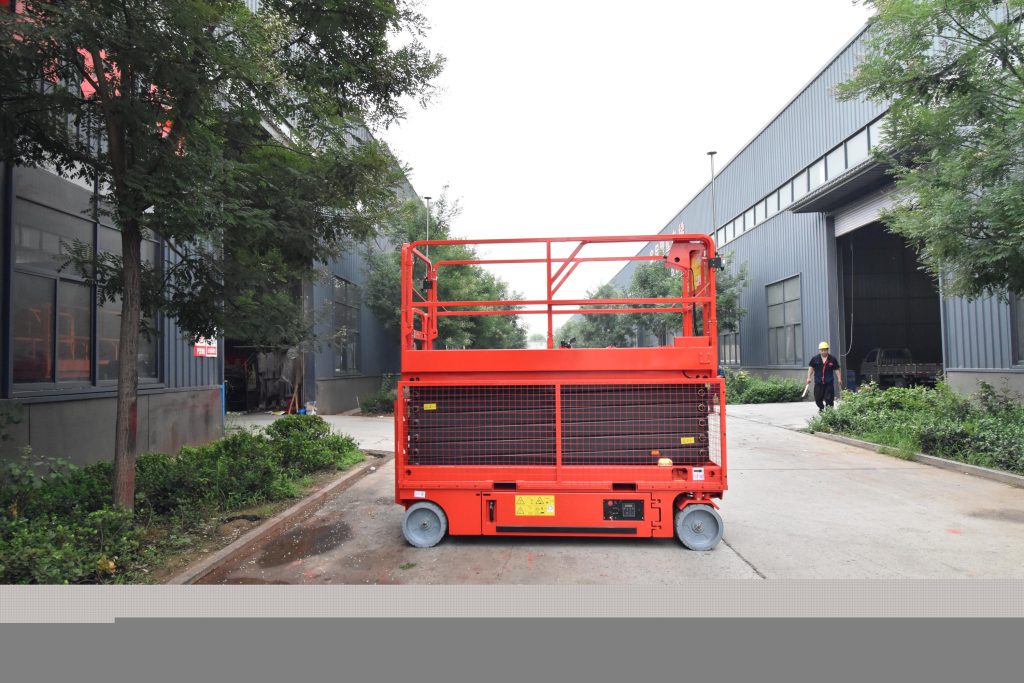 red scissor lift from yilu lift