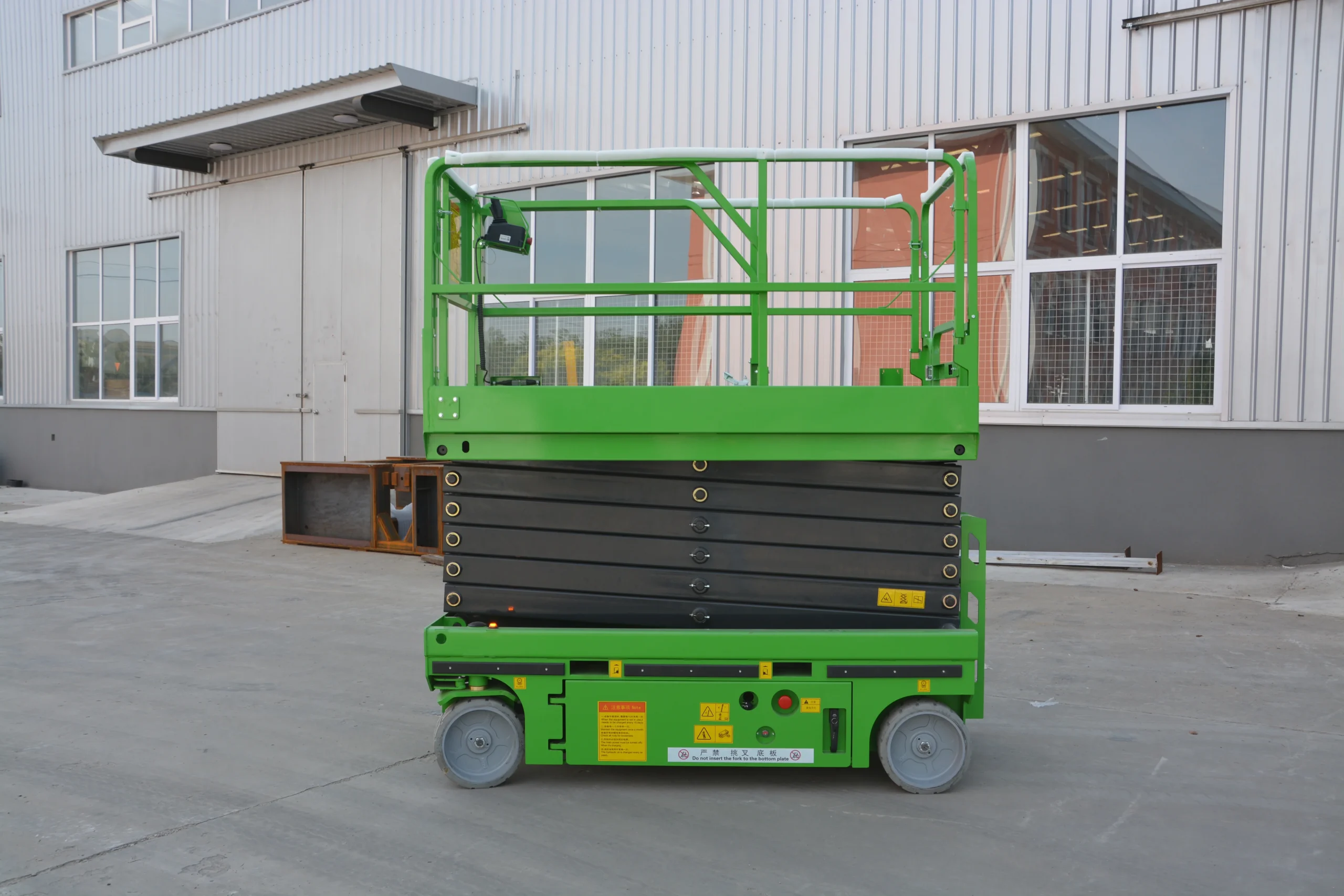 Stability Redefined: Top Engineering Advances in Self-propelled Scissor Lift Performance